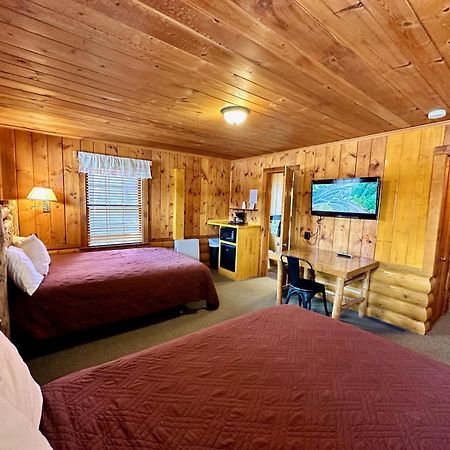 Yellowstone Cabins And Rv West Yellowstone Buitenkant foto